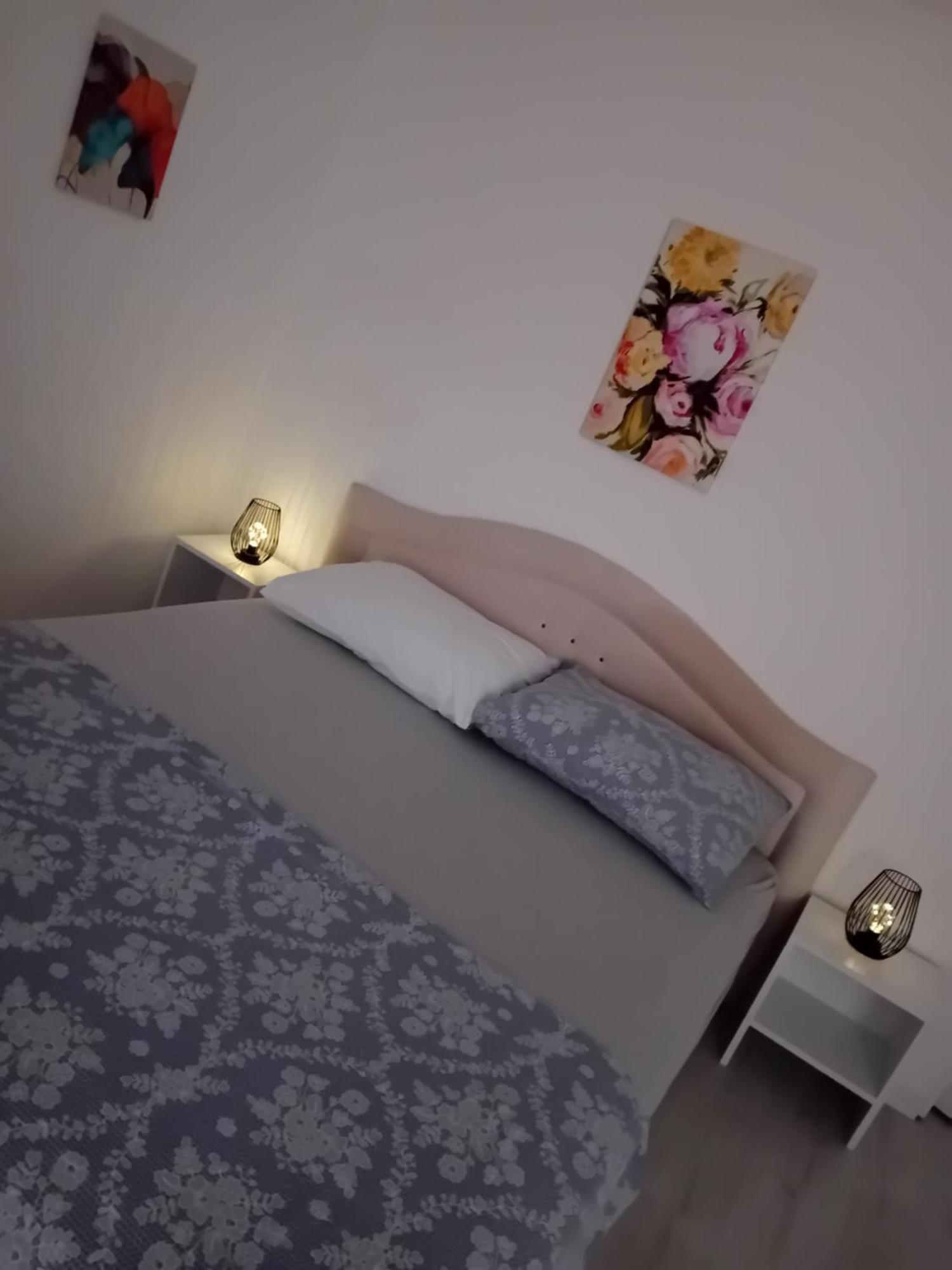 Aine Apartman - Old Bridge Μόσταρ Εξωτερικό φωτογραφία